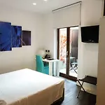 Hotel De 3*