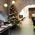De 3*